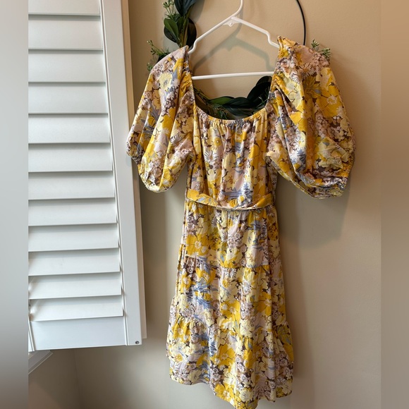 Sim & Sam Dresses & Skirts - Sim & Sam Dress